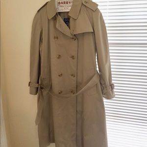 Burberry Trench coat